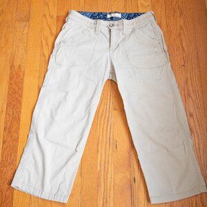 Levis Jeans Khaki Low Waist Cropped Cargo Midi Capri Pants For Fall/Spring